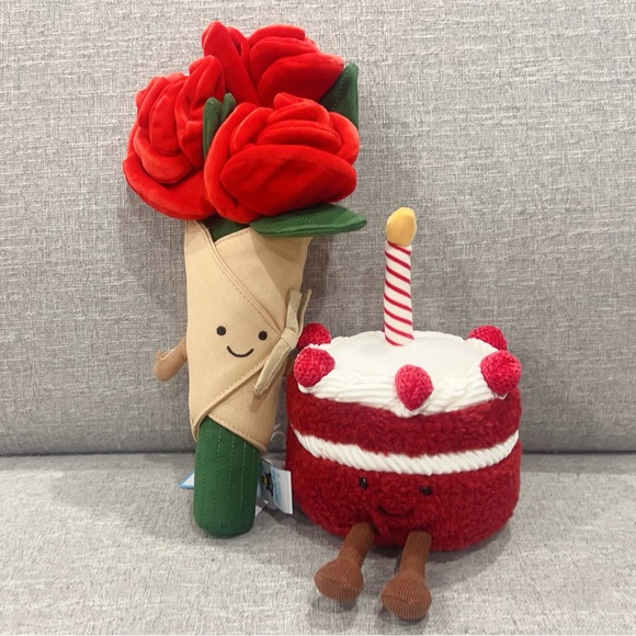 Jellycat Amuseables Cheri Cake Brand New with Tags (BNWT) - Picture 3 of 7